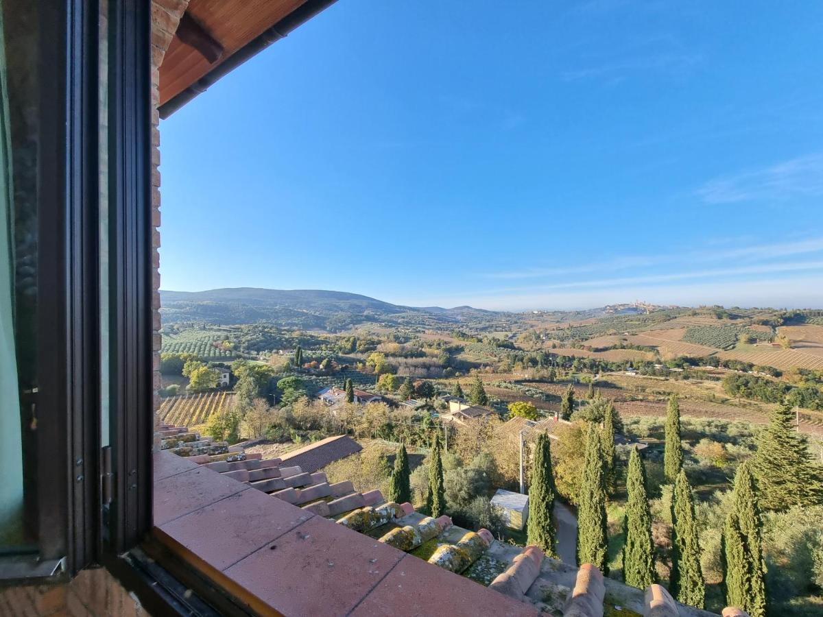 Agriturismo Castello Di Montauto サン・ジミニャーノ エクステリア 写真